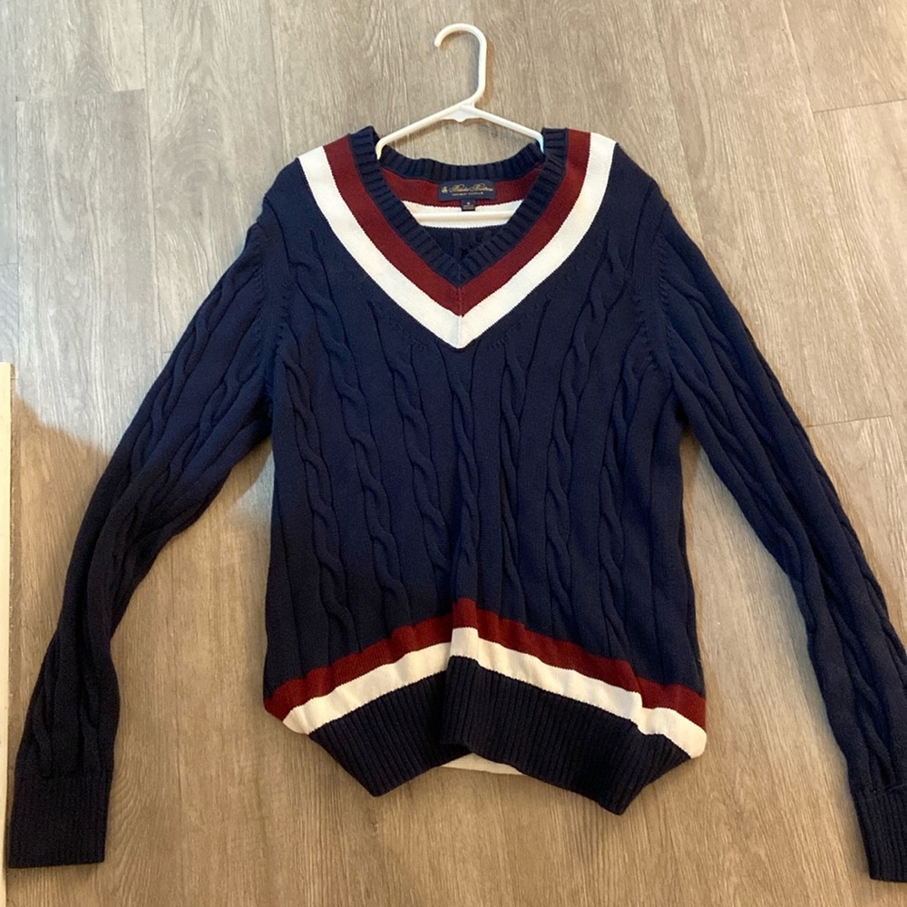 NWOT Navy brooks brothers sweater with maroon and white trim